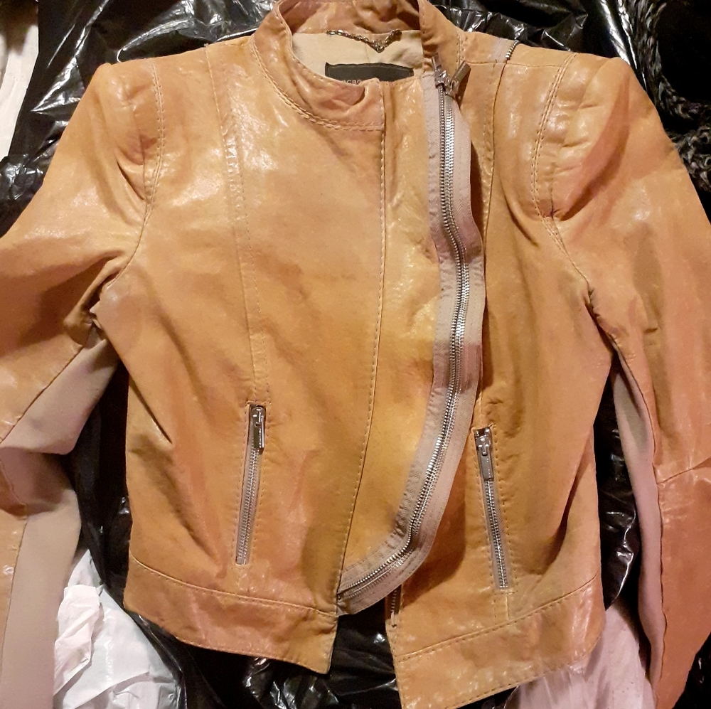 BCBGMAXAZRIA woman's tan leather jacket - Picture 4 of 6